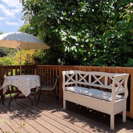 Maple'S Place - אירוח מייפל Rosch Pina Exterior foto